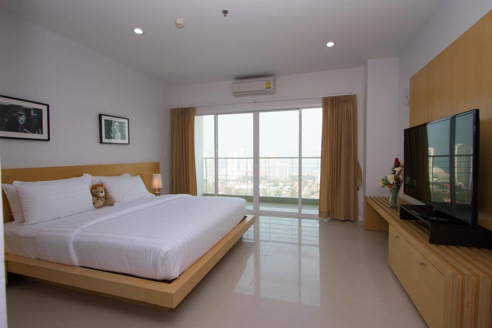 Ariva Royal Hill Pattaya Lejlighed Eksteriør billede